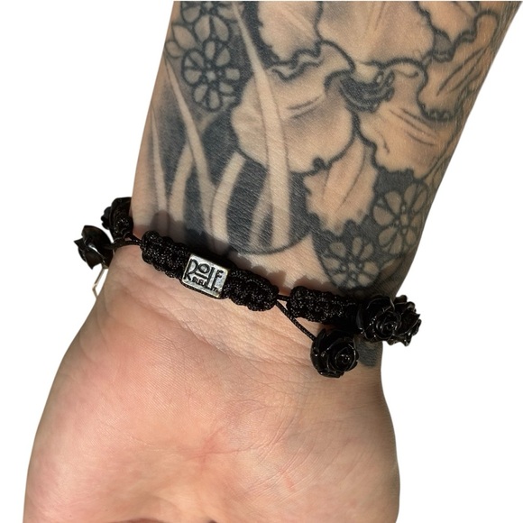 🖤 Rolf Bleu™ Skull & Rose Bracelet 🖤 - Picture 6 of 6